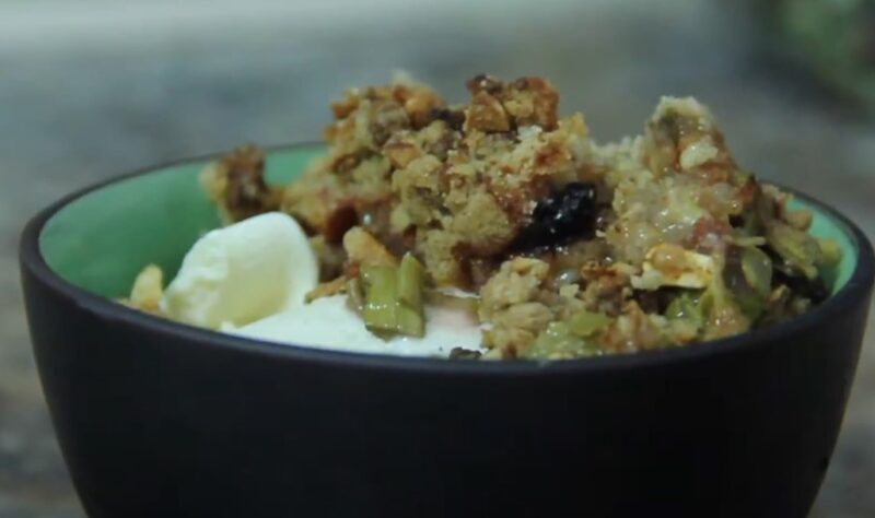 Knotweed cobbler in a bowl